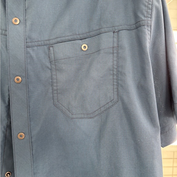 Kuhl men’s Blue Short Sleeve snap Shirt size large never worn - Picture 2 of 8